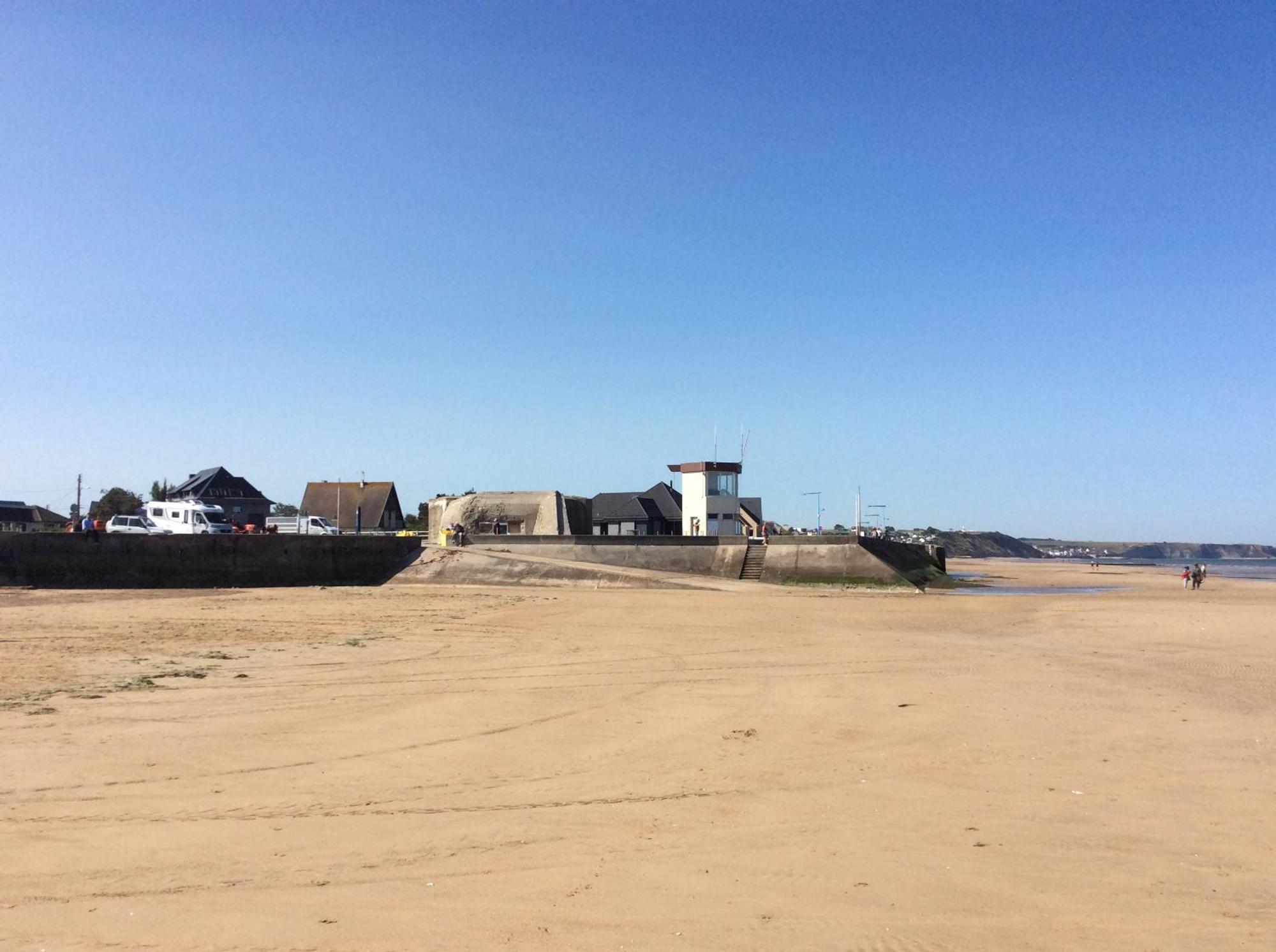 Apt Duplex Ou Plain Pied Tout Confort Plein Centre Ville Bayeux Proche Commerces, Restaurants, Avec Terrasse Privative Ou Jardin Commun Amenage Clos, Parking Gratuit A Proximite, Proche Plages Du Debarquement Exterior foto
