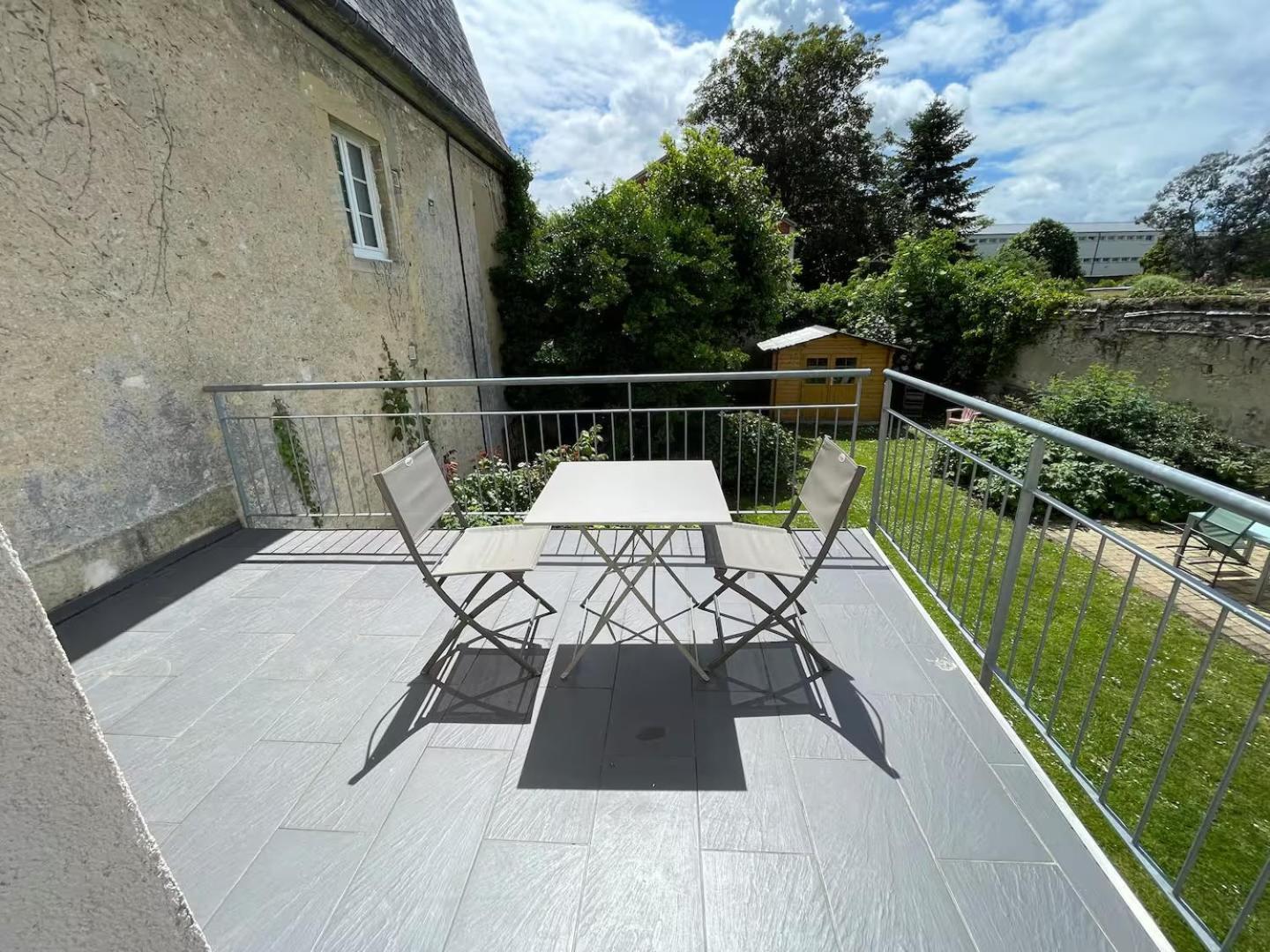 Apt Duplex Ou Plain Pied Tout Confort Plein Centre Ville Bayeux Proche Commerces, Restaurants, Avec Terrasse Privative Ou Jardin Commun Amenage Clos, Parking Gratuit A Proximite, Proche Plages Du Debarquement Exterior foto